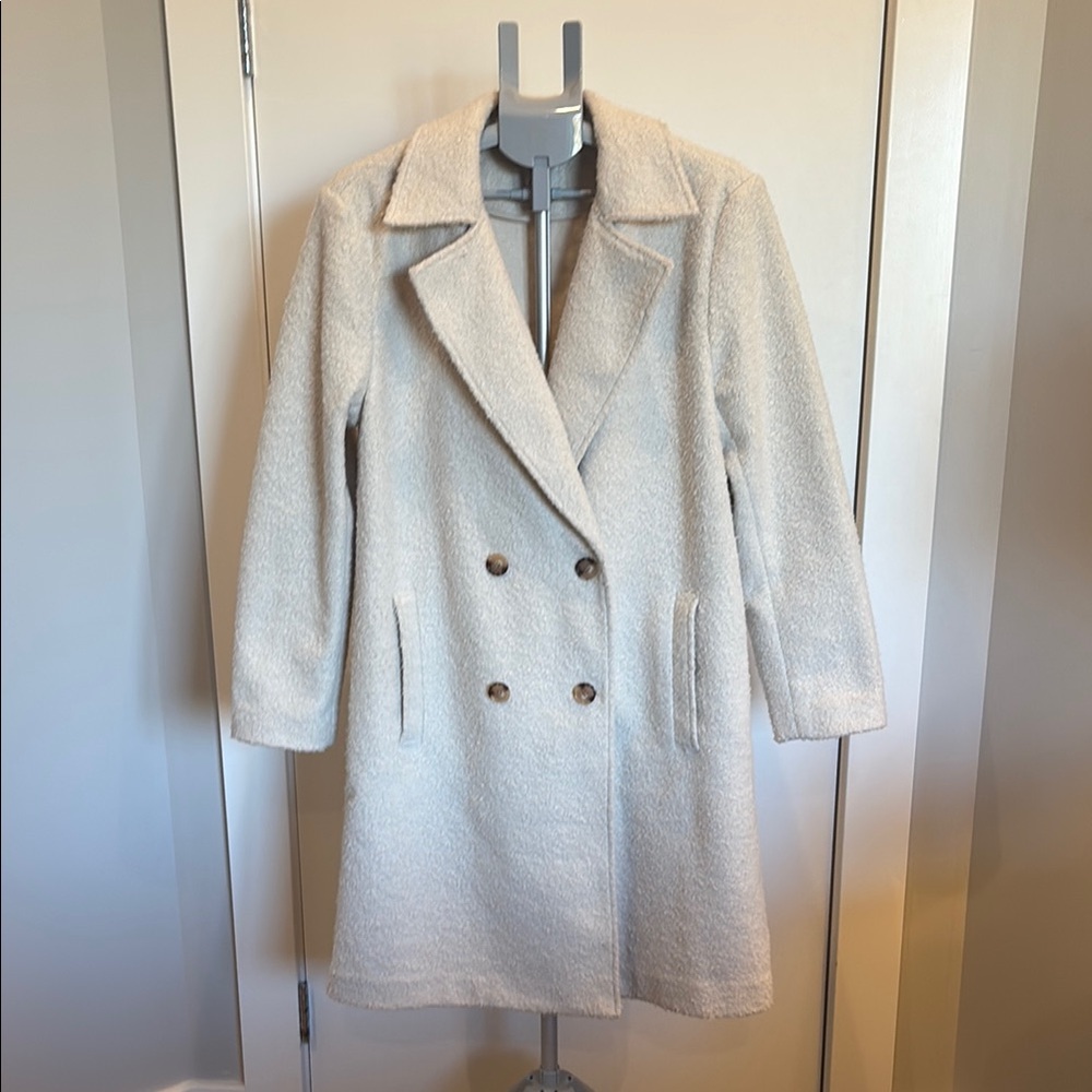 Elegant White Double-Breasted Women's Coat